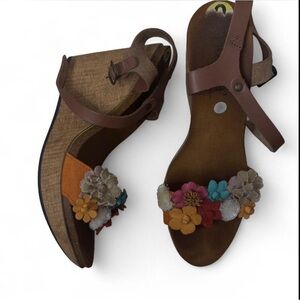 Floral Brown Sandals